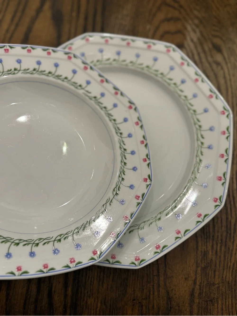 MIKASA / Christopher Stuart BALI HAI Dinner Plates / Bowl Set of 2